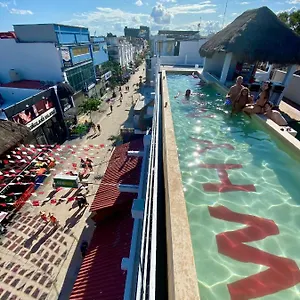 Albergue Why Not Rooftop Party, Playa del Carmen